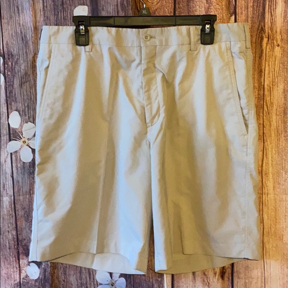 ❤️Nike golf shorts Colorado rams men’s size 36❤️